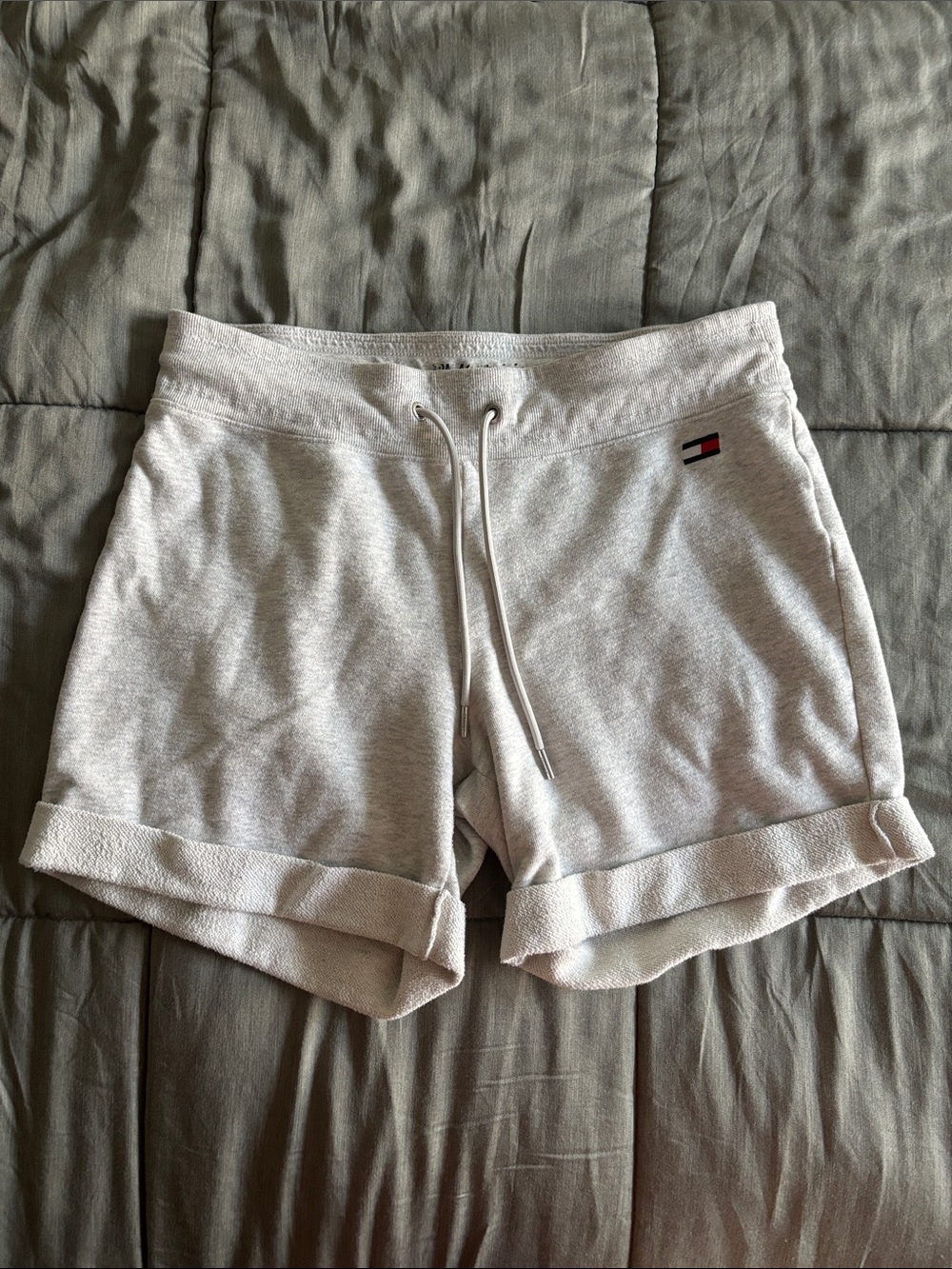 Tommy Hilfiger Light Gray Terry Drawstring Cuffed Shorts